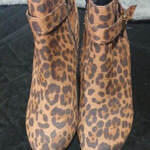 Time and Tru Brown Leopard Ankle Boots